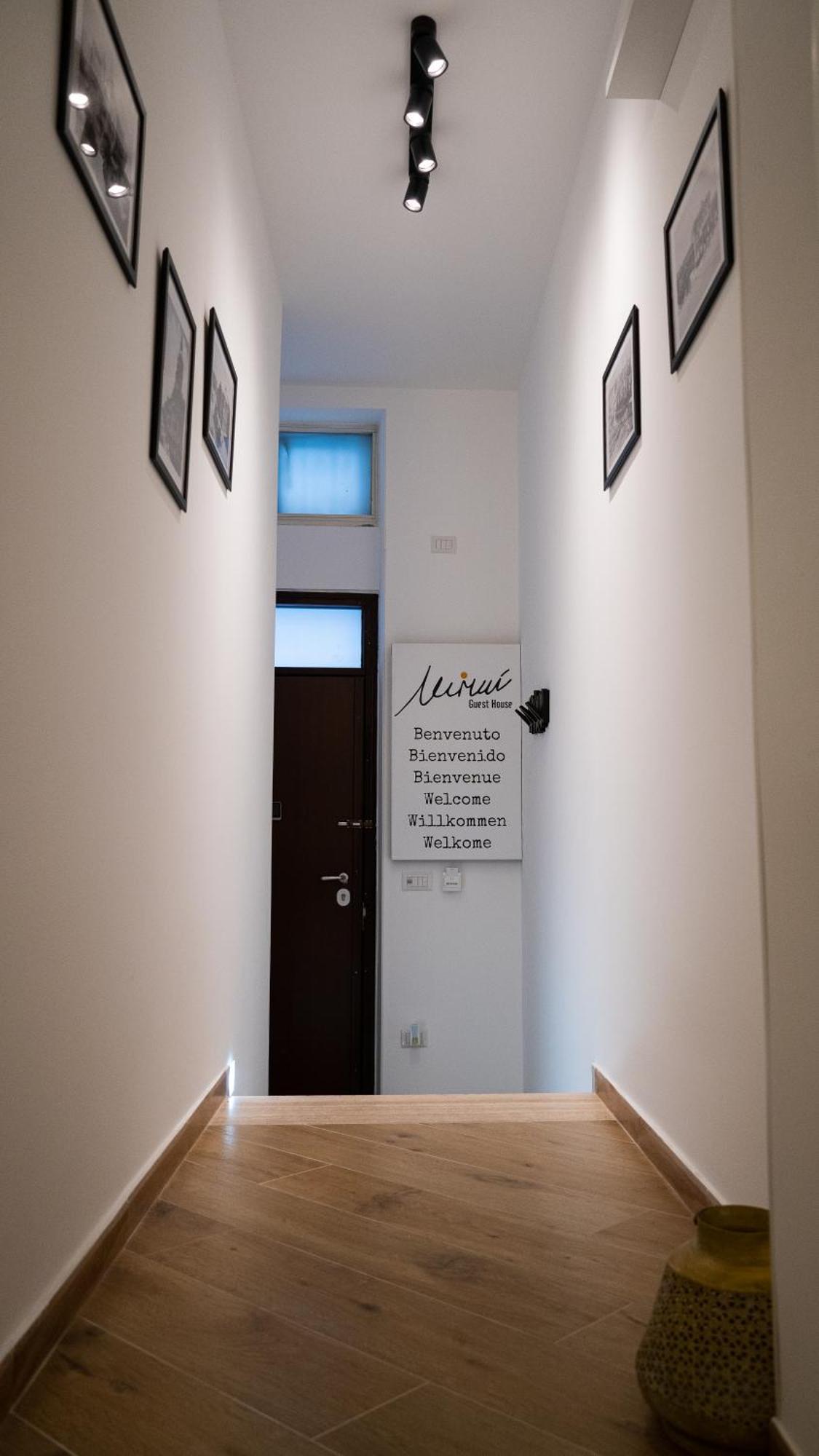Mimi Guest House Бари Экстерьер фото